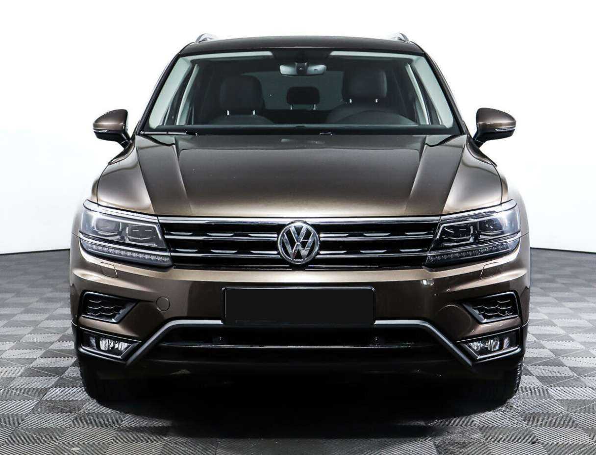 Volkswagen Tiguan 2018 года с пробегом. Фото: #1