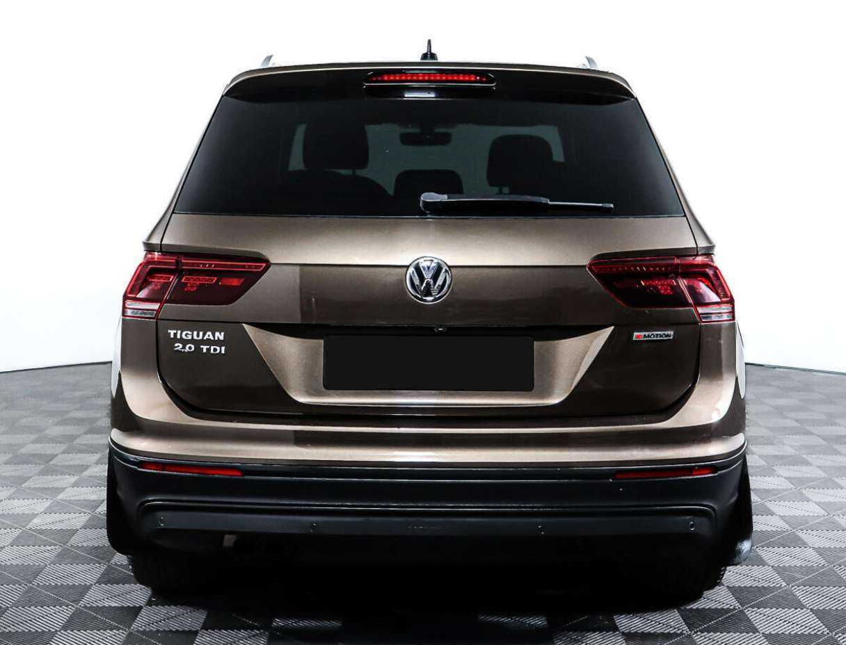 Volkswagen Tiguan 2018 года с пробегом. Фото: #5
