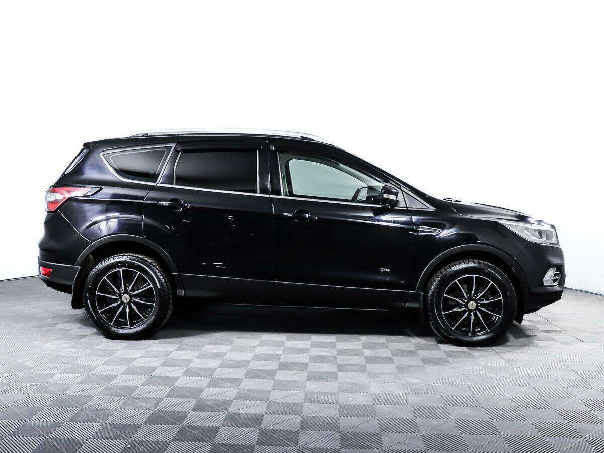 Ford Kuga 2019 года с пробегом. Фото: #3