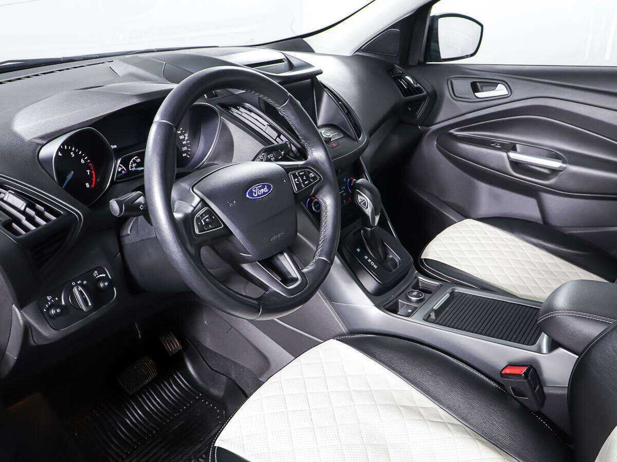 Ford Kuga 2019 года с пробегом. Фото: #12