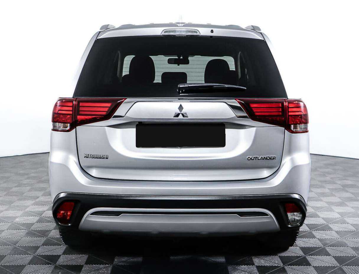 Mitsubishi Outlander 2019 года с пробегом. Фото: #5