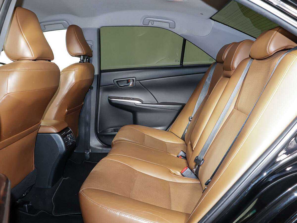 Toyota Camry 2017 года с пробегом. Фото: #9