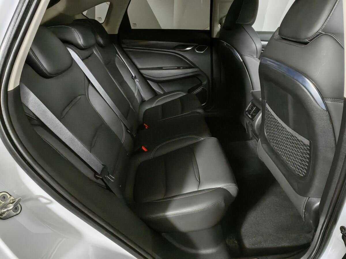 Geely Tugella 2022 года с пробегом. Фото: #10