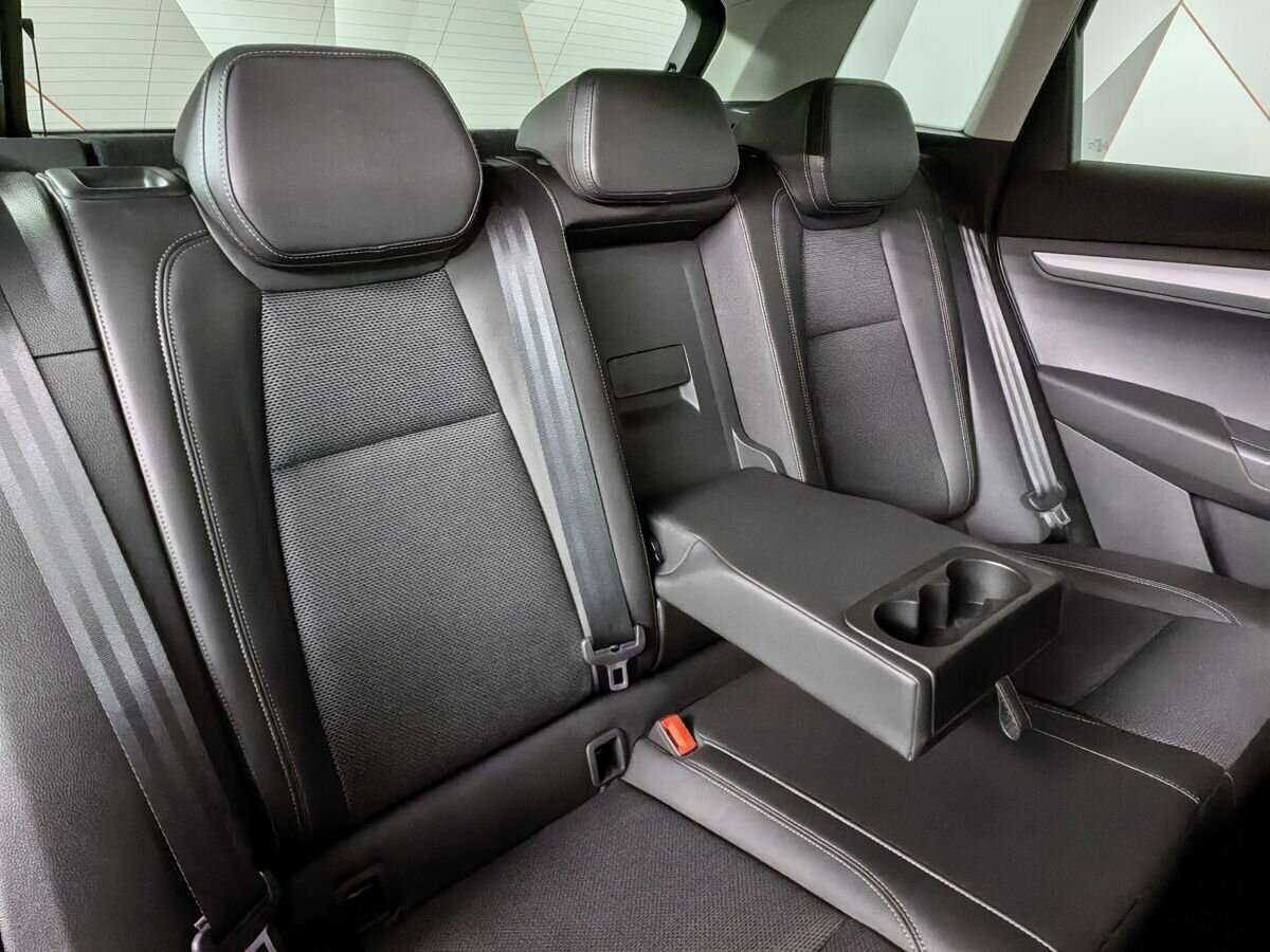 Skoda Karoq 2020 года с пробегом. Фото: #12