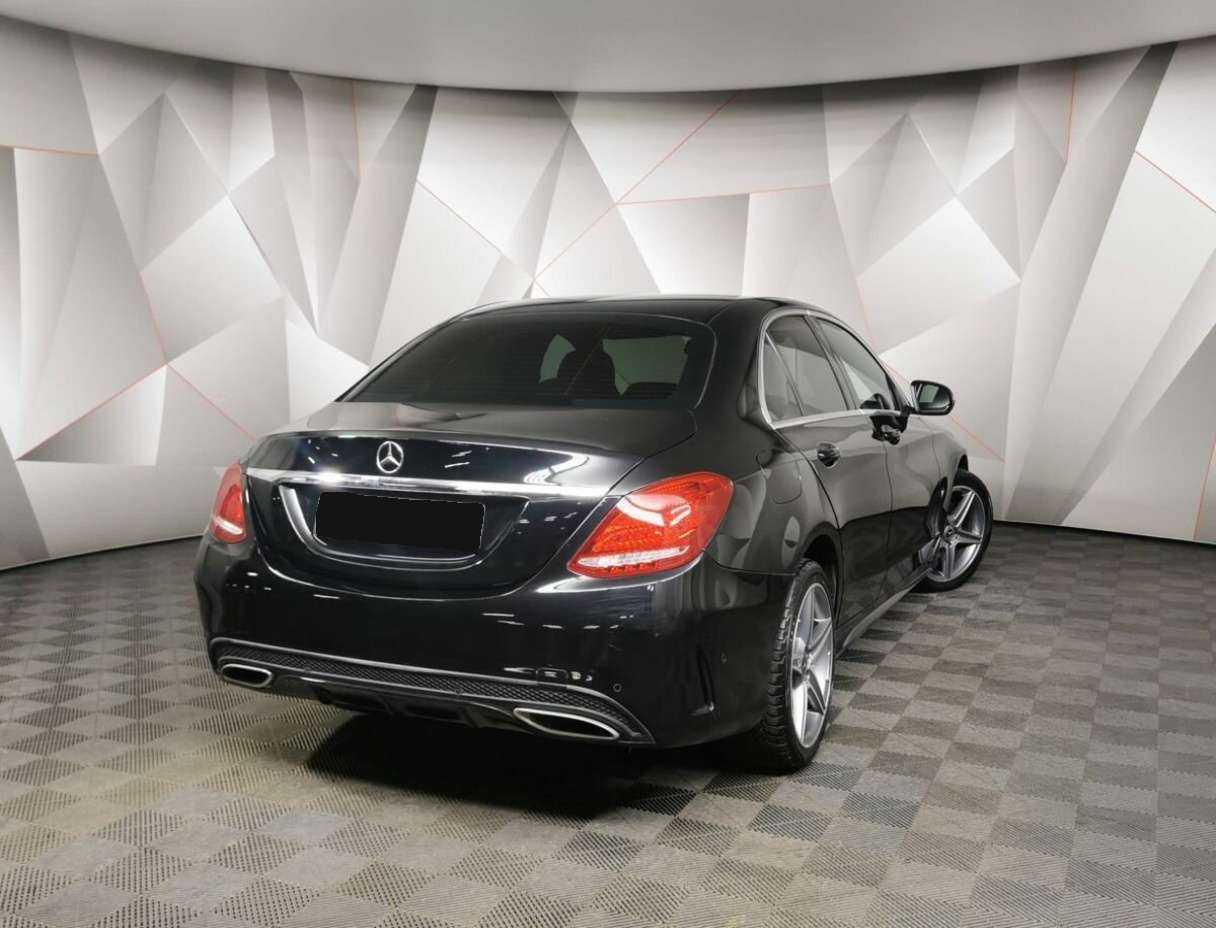 Mercedes-Benz C-Класс 2018 года с пробегом. Фото: #1