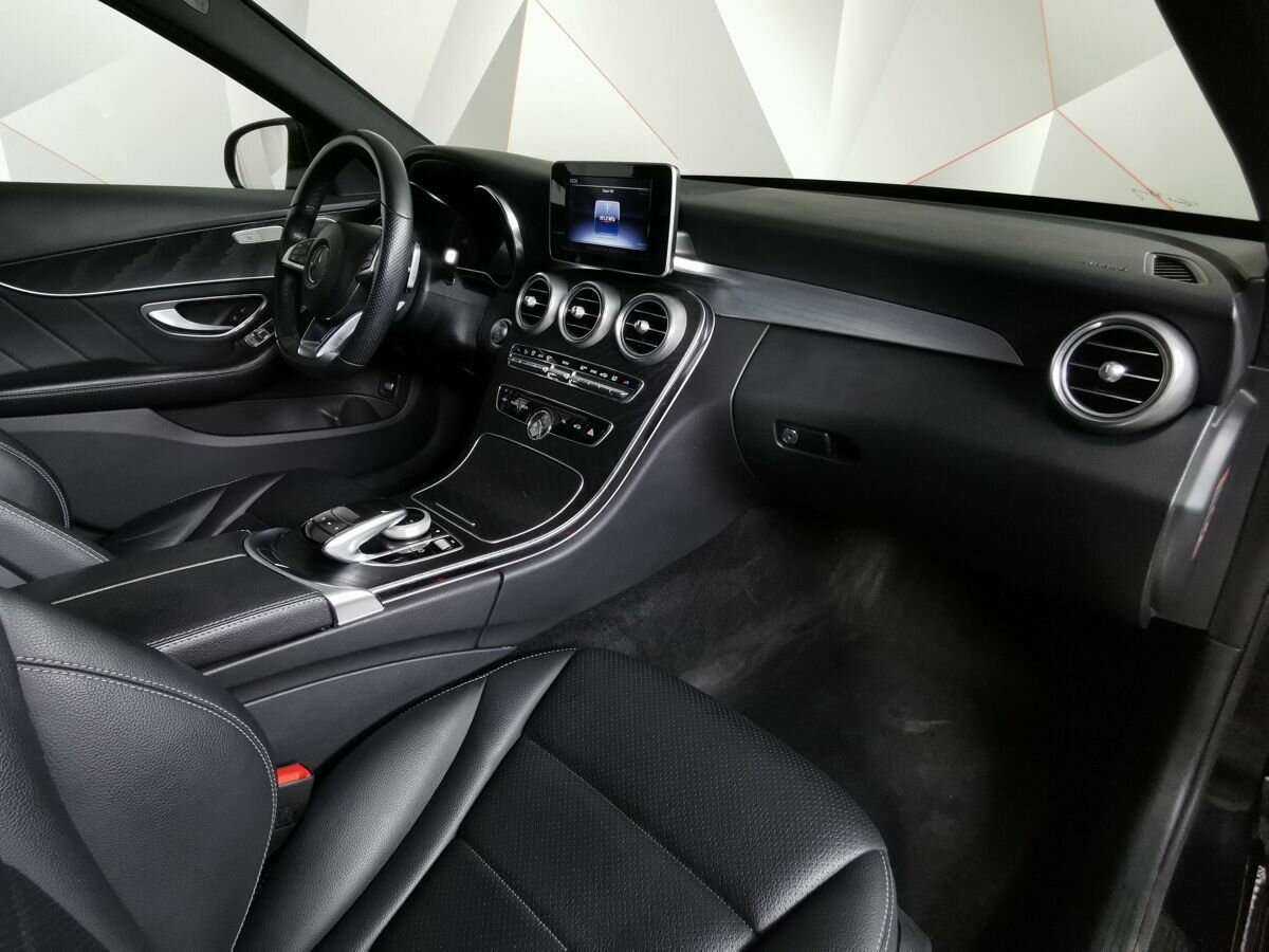 Mercedes-Benz C-Класс 2018 года с пробегом. Фото: #8