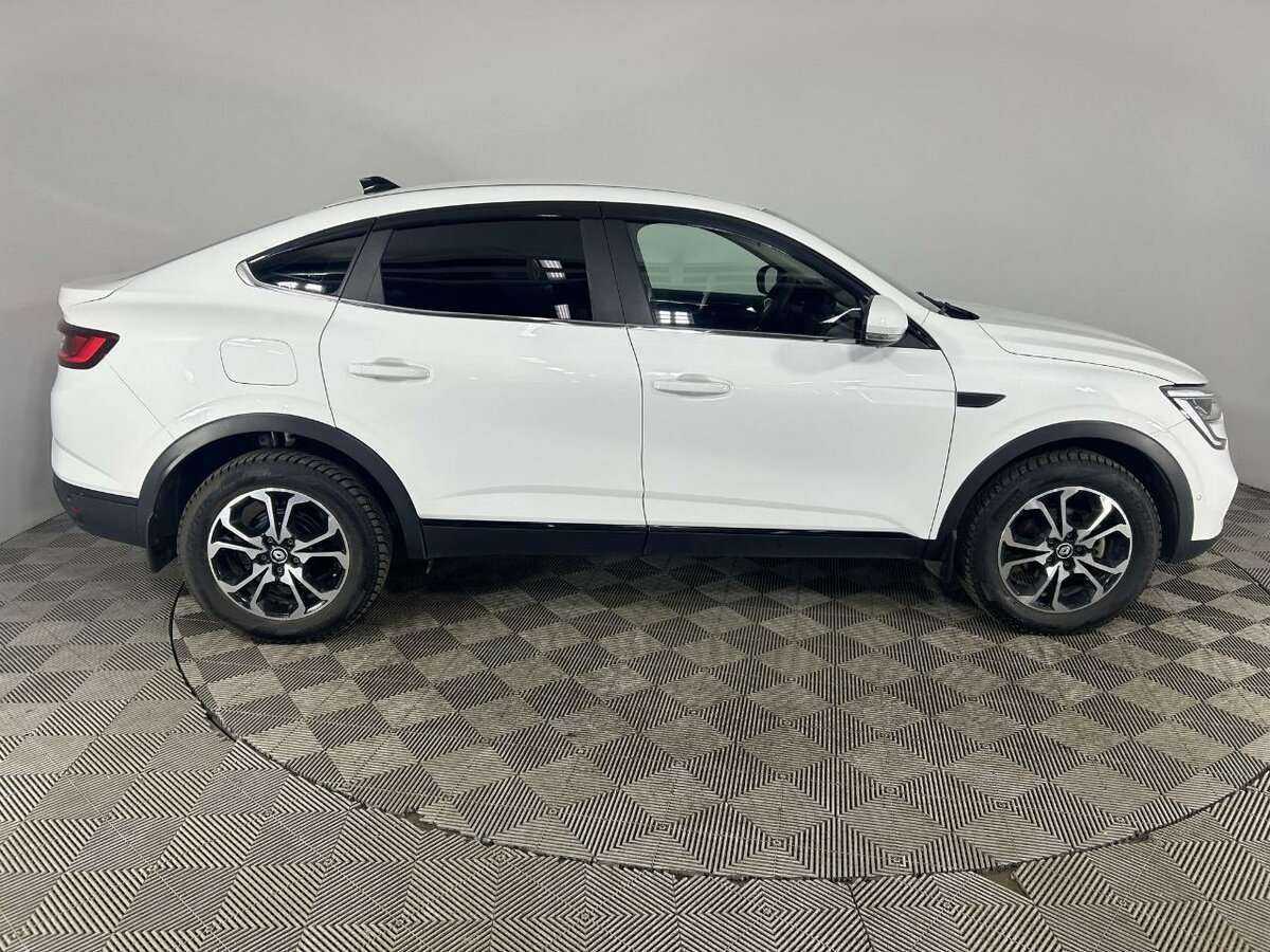 Renault Arkana 2021 года с пробегом. Фото: #3