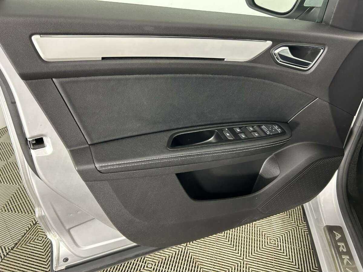 Renault Arkana 2022 года с пробегом. Фото: #7