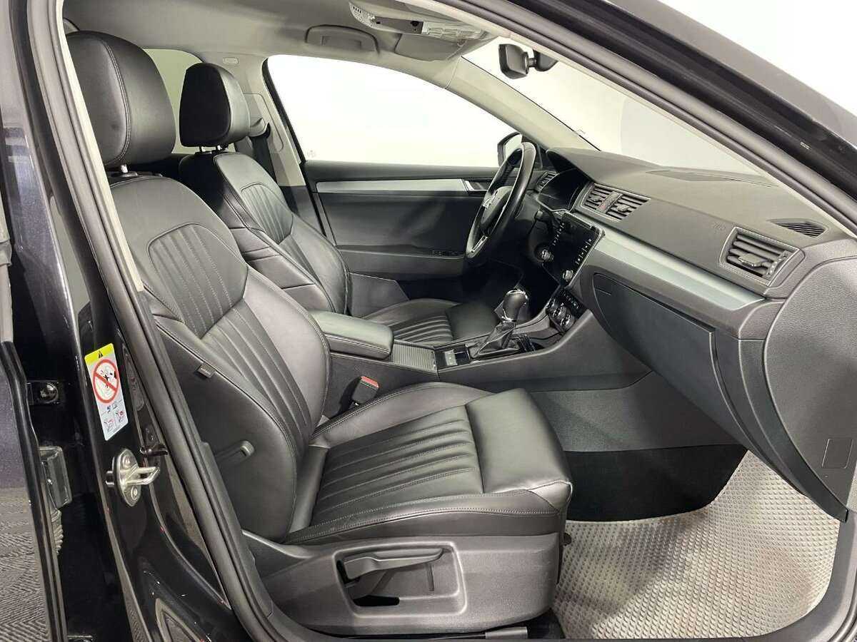 Skoda Superb 2018 года с пробегом. Фото: #13