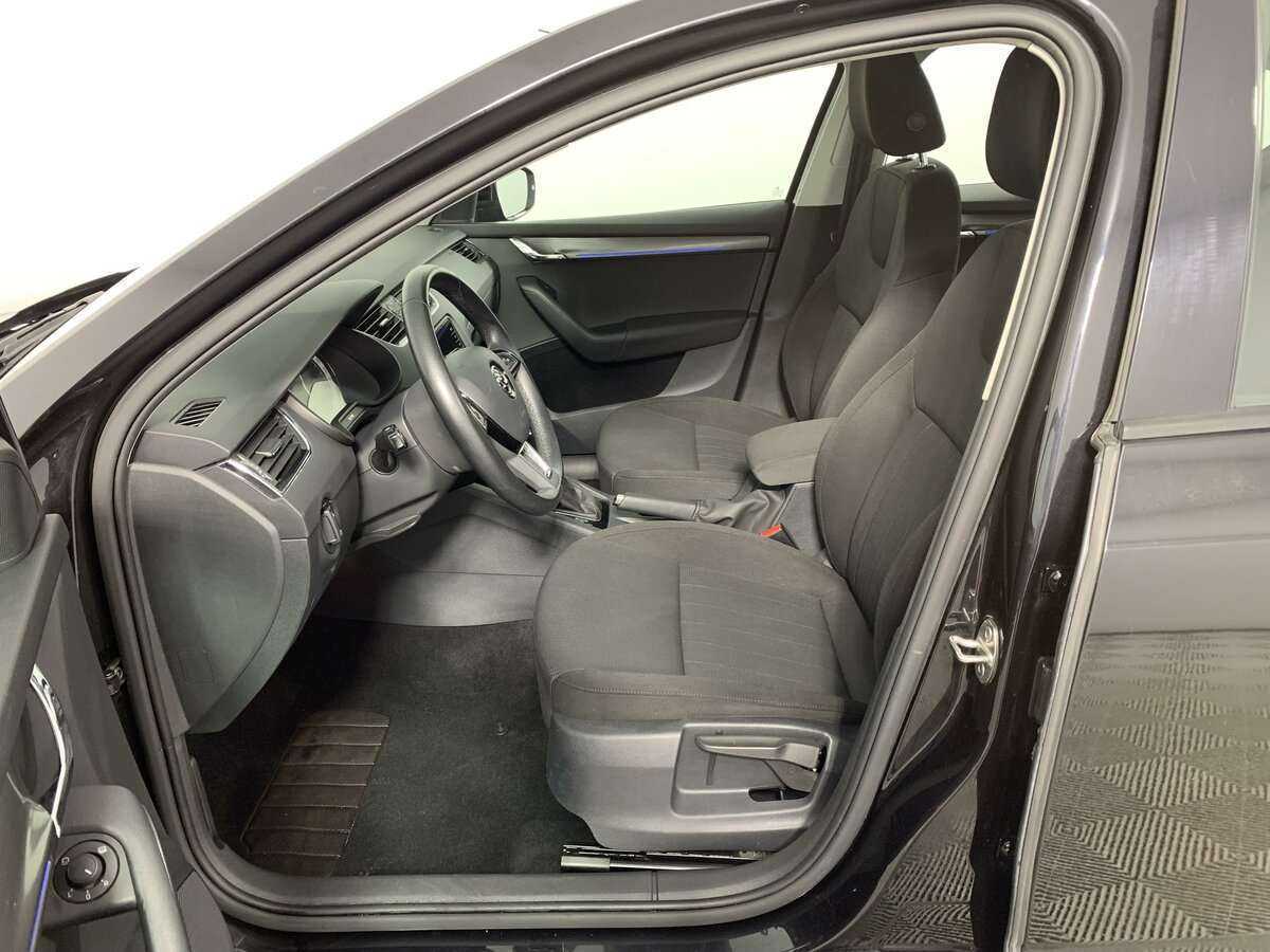 Skoda Octavia 2018 года с пробегом. Фото: #10