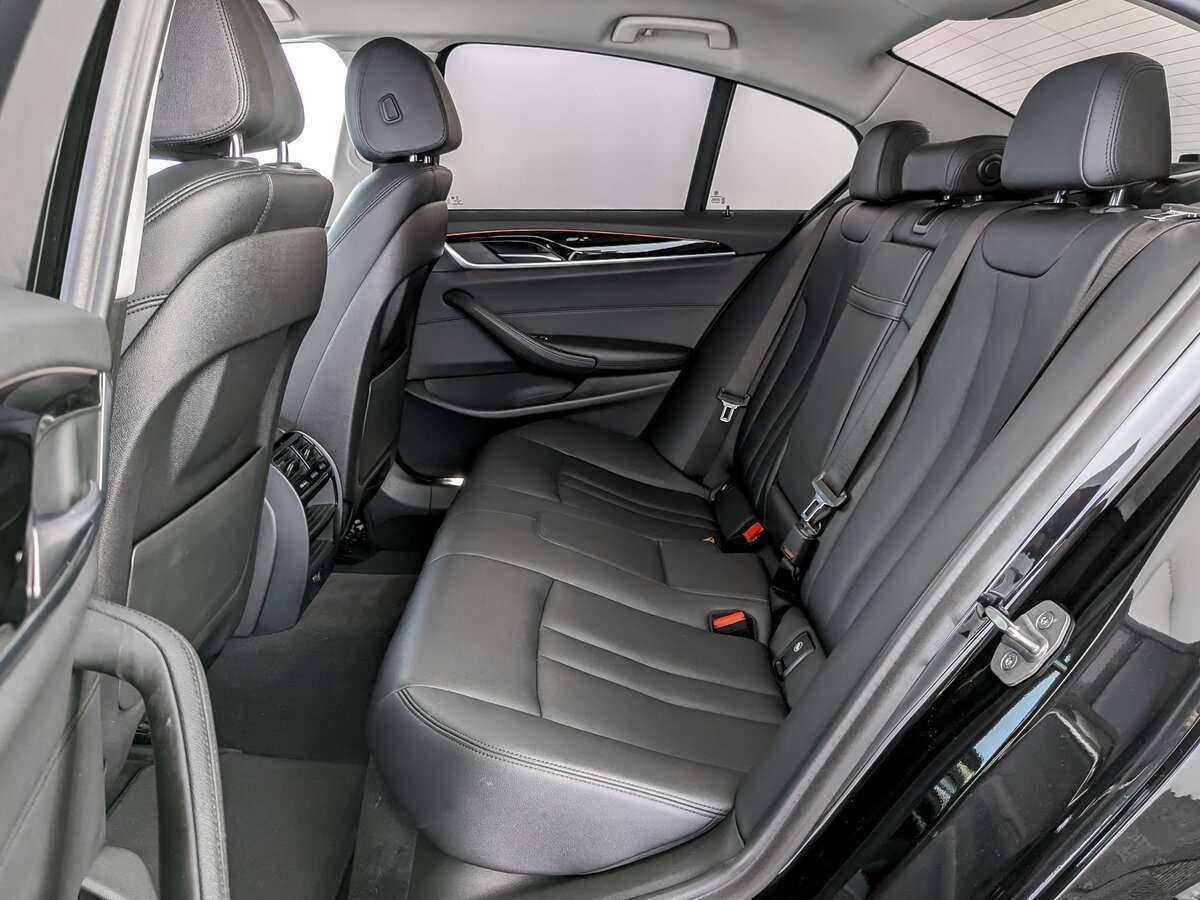 BMW 5 серии 2018 года с пробегом. Фото: #7