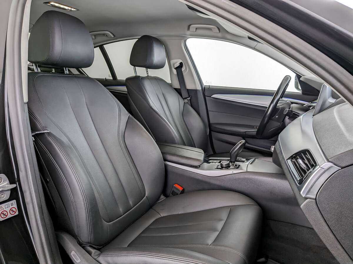 BMW 5 серии 2018 года с пробегом. Фото: #19