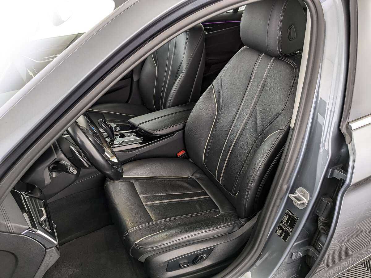 BMW 5 серии 2019 года с пробегом. Фото: #14