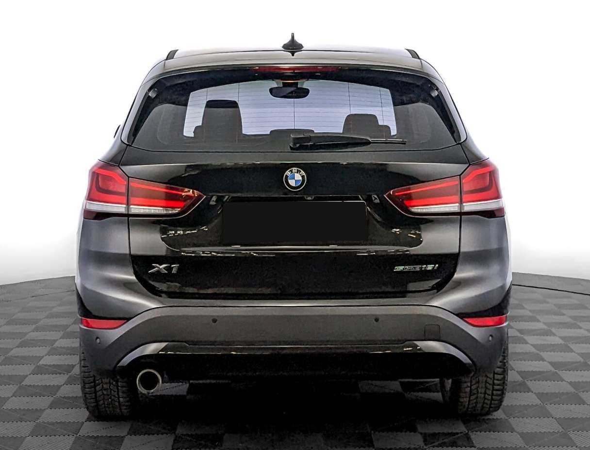 BMW X1 2021 года с пробегом. Фото: #5