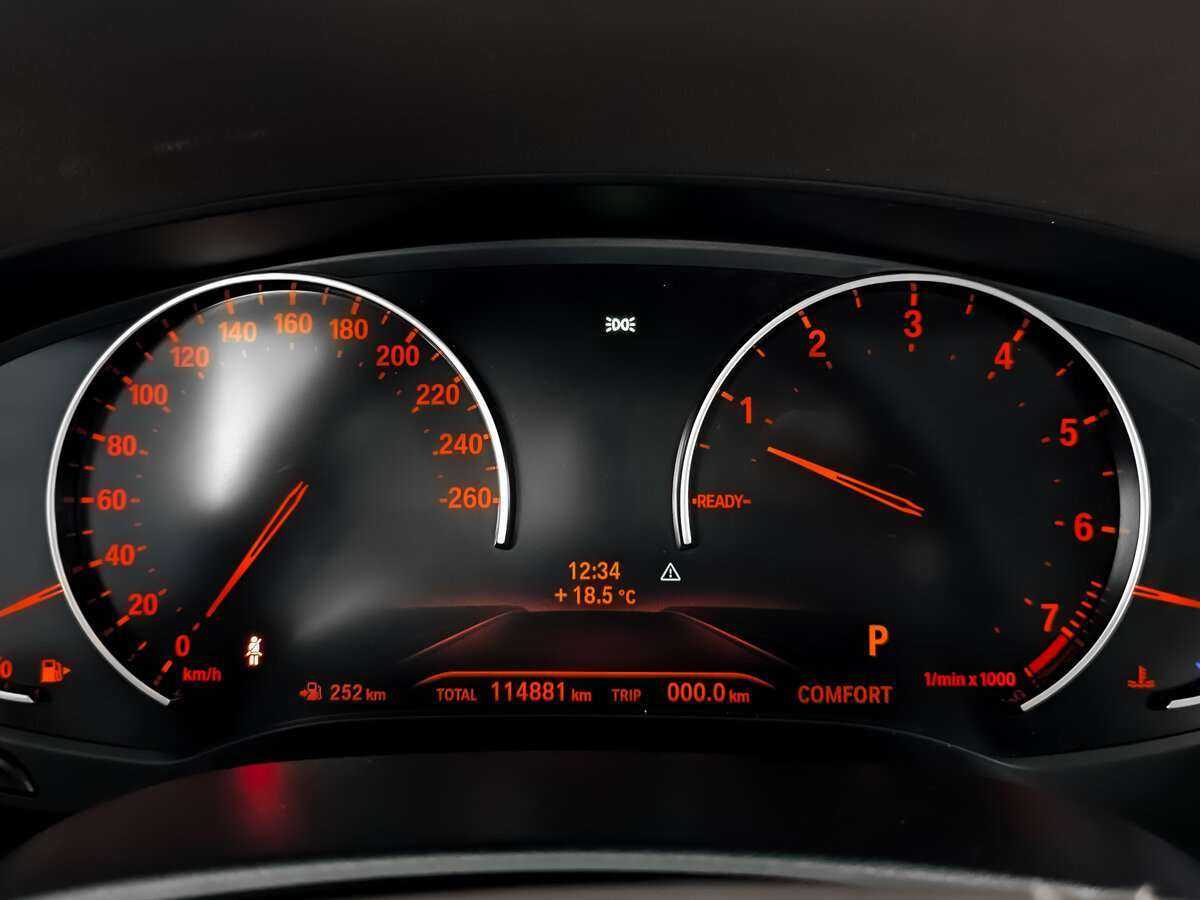 BMW 5 серии 2017 года с пробегом. Фото: #11