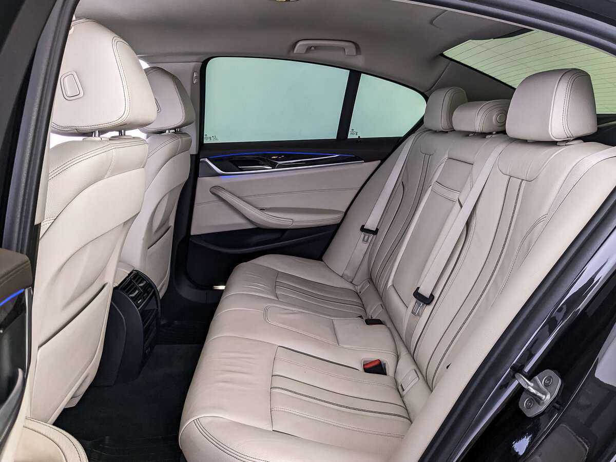 BMW 5 серии 2017 года с пробегом. Фото: #13