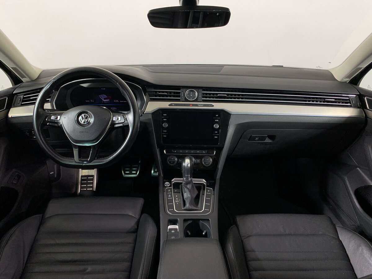 Volkswagen Passat 2019 года с пробегом. Фото: #9