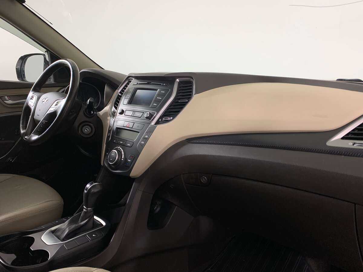 Hyundai Santa Fe 2017 года с пробегом. Фото: #10