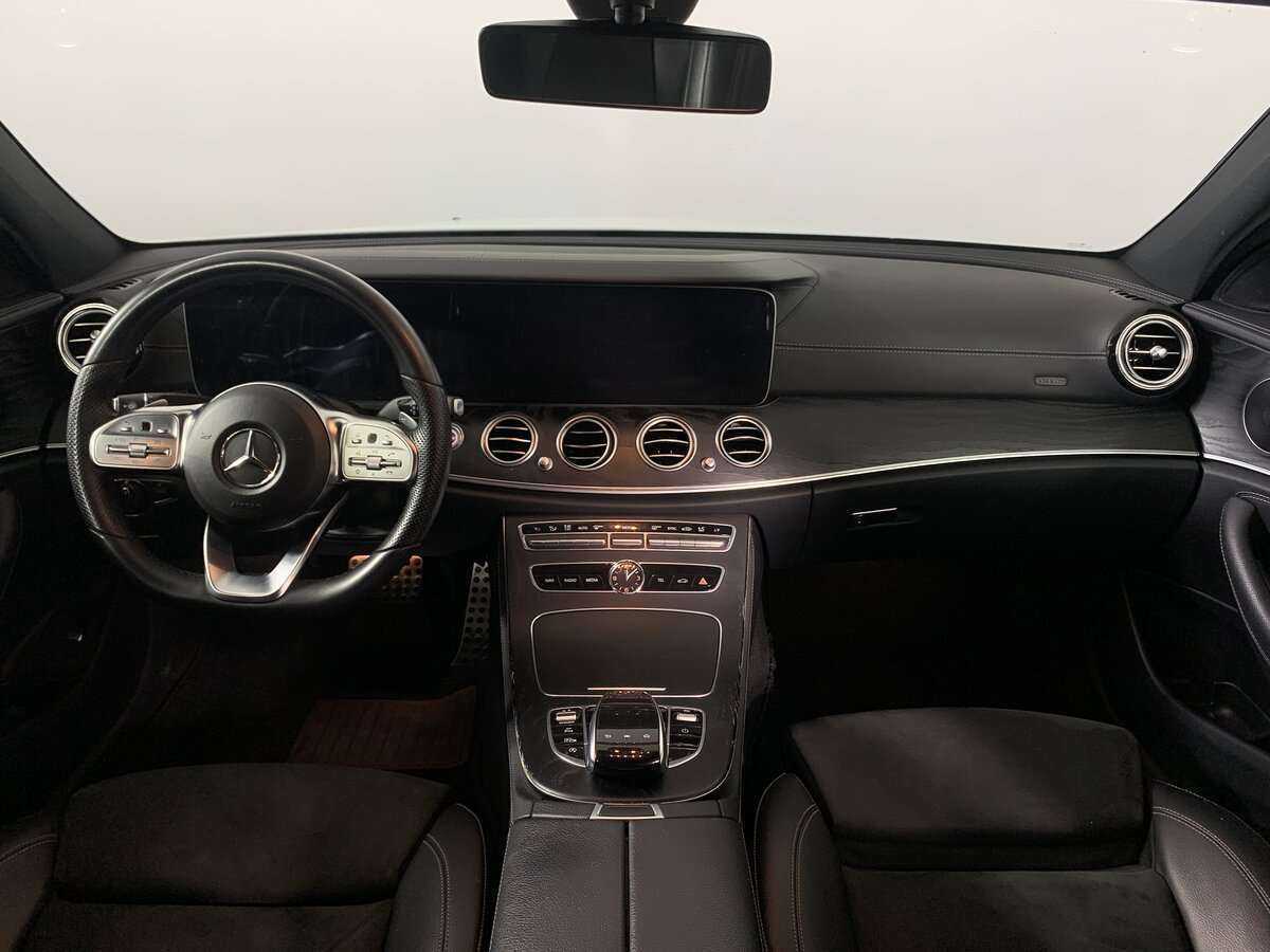 Mercedes-Benz E-Класс 2018 года с пробегом. Фото: #13