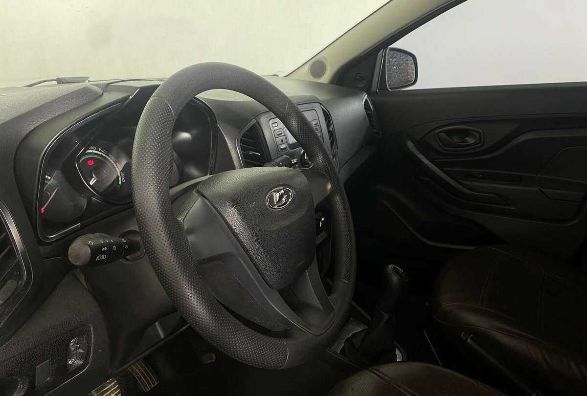 Б/У Лада (ВАЗ) ИКСРЭЙ 2018 года. Фото: #12