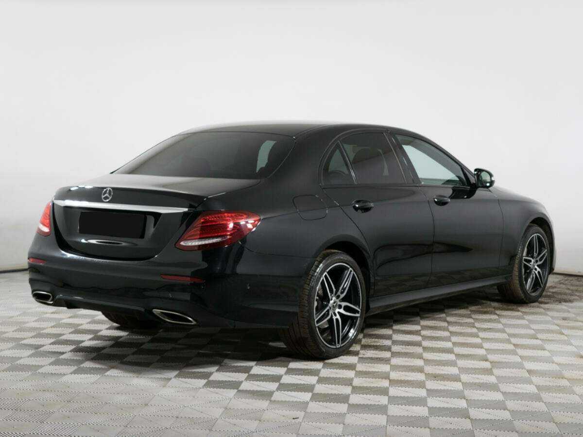 Mercedes-Benz E-Класс 2017 года с пробегом. Фото: #4