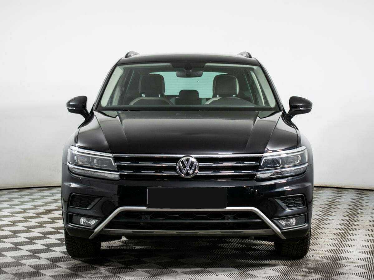 Volkswagen Tiguan 2018 года с пробегом. Фото: #1