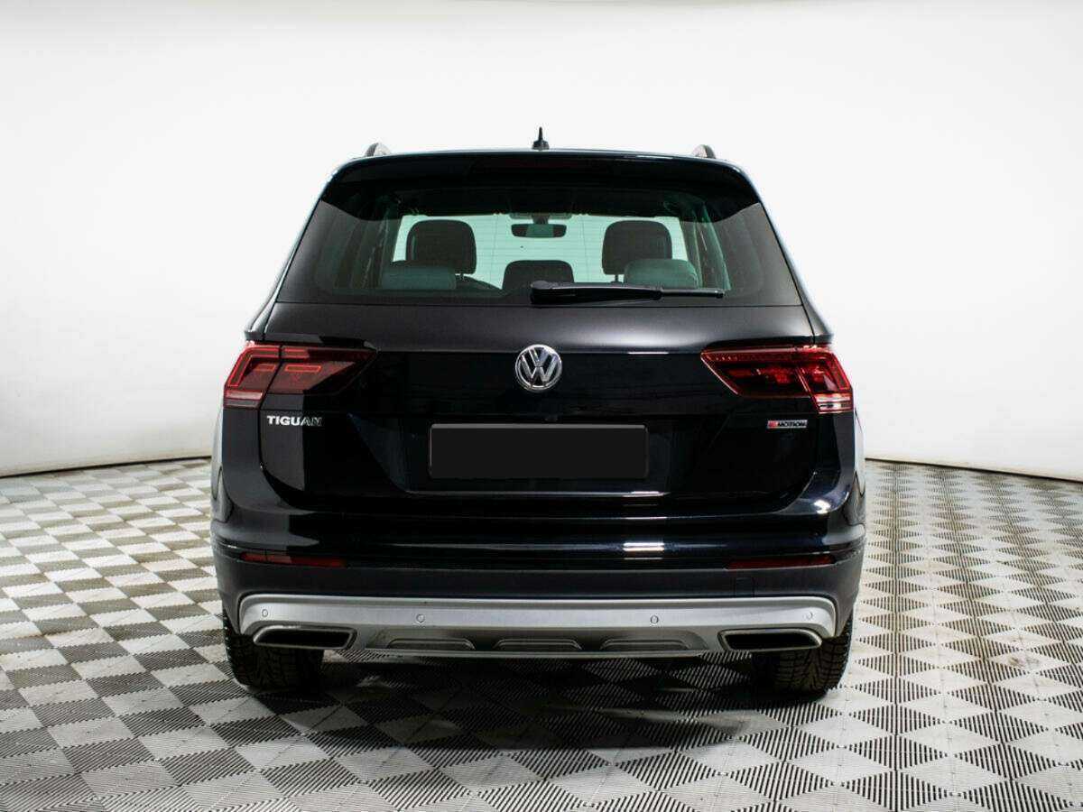Volkswagen Tiguan 2018 года с пробегом. Фото: #5