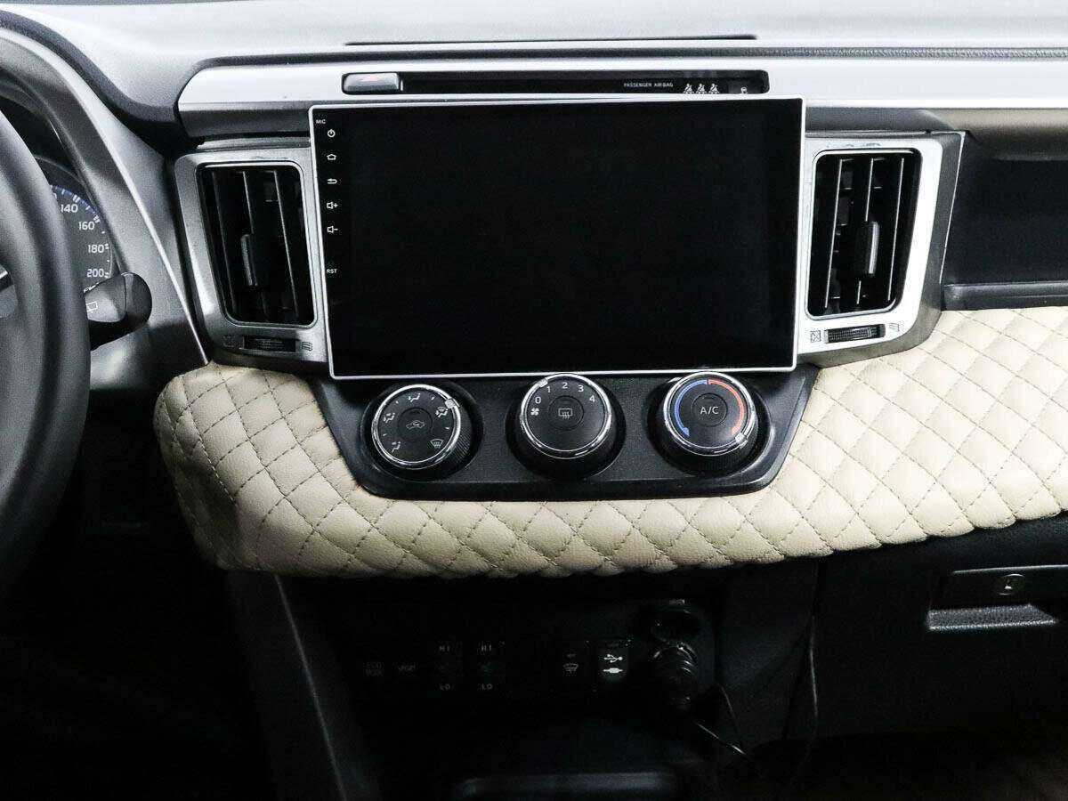 Toyota RAV4 2016 года с пробегом. Фото: #10