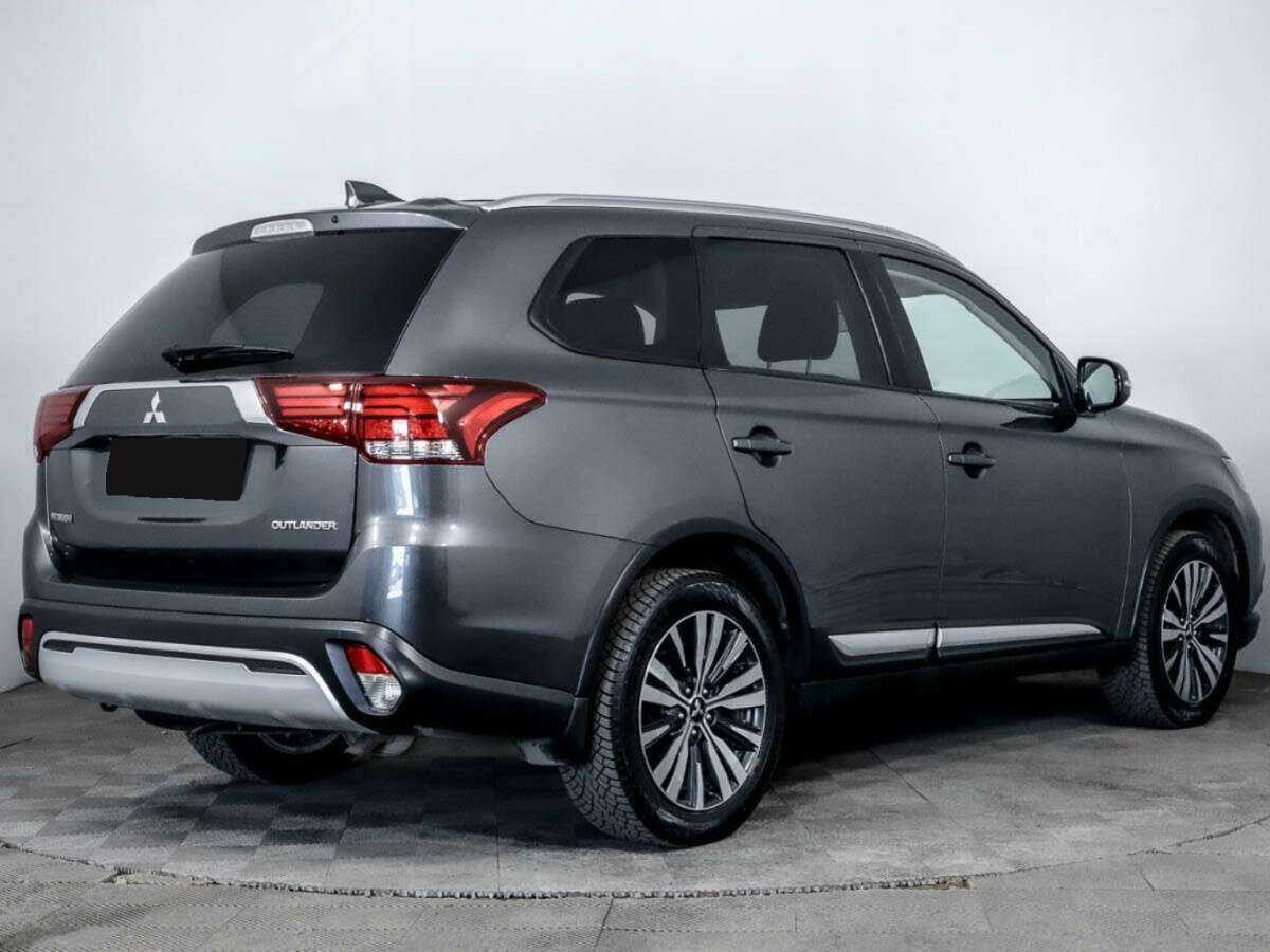 Mitsubishi Outlander 2018 года с пробегом. Фото: #3