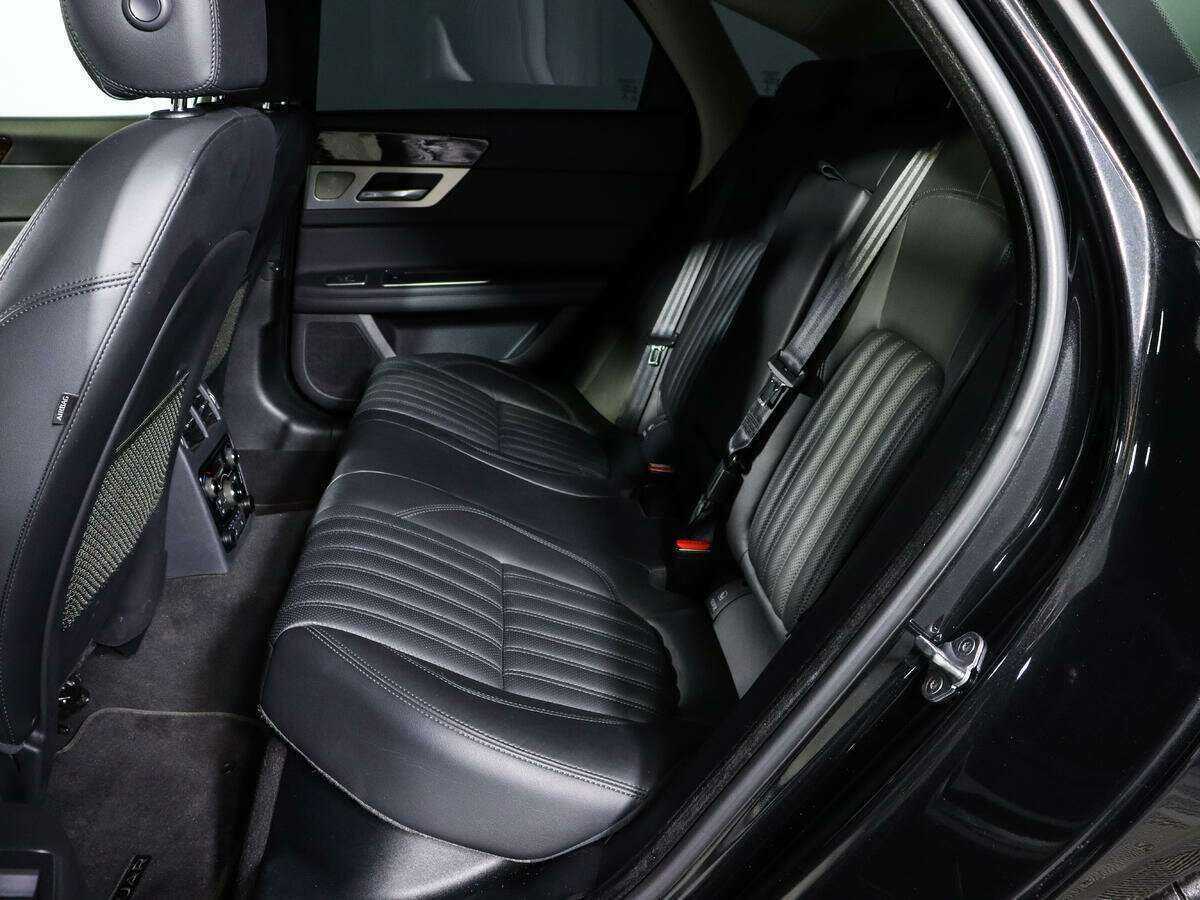 Jaguar XF 2018 года с пробегом. Фото: #8
