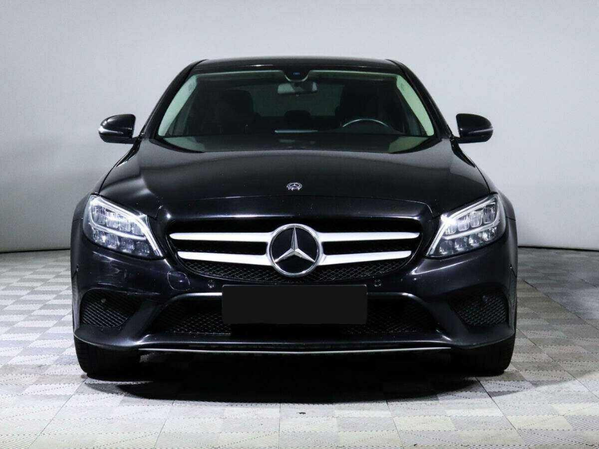 Mercedes-Benz C-Класс 2019 года с пробегом. Фото: #1