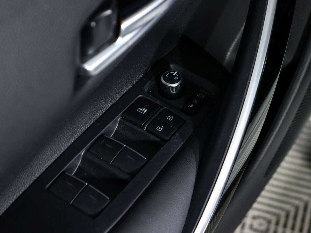 Toyota Corolla 2019 года с пробегом. Фото: #13