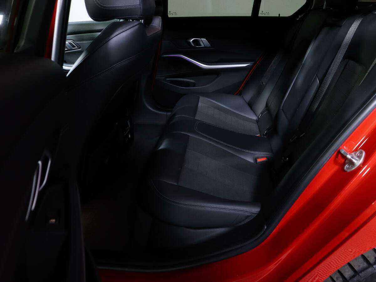 BMW 3 серии 2019 года с пробегом. Фото: #7