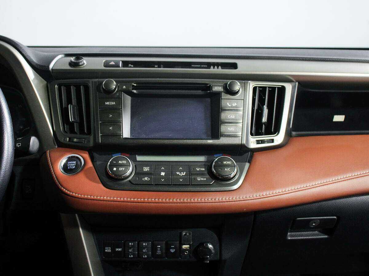 Toyota RAV4 2014 года с пробегом. Фото: #9