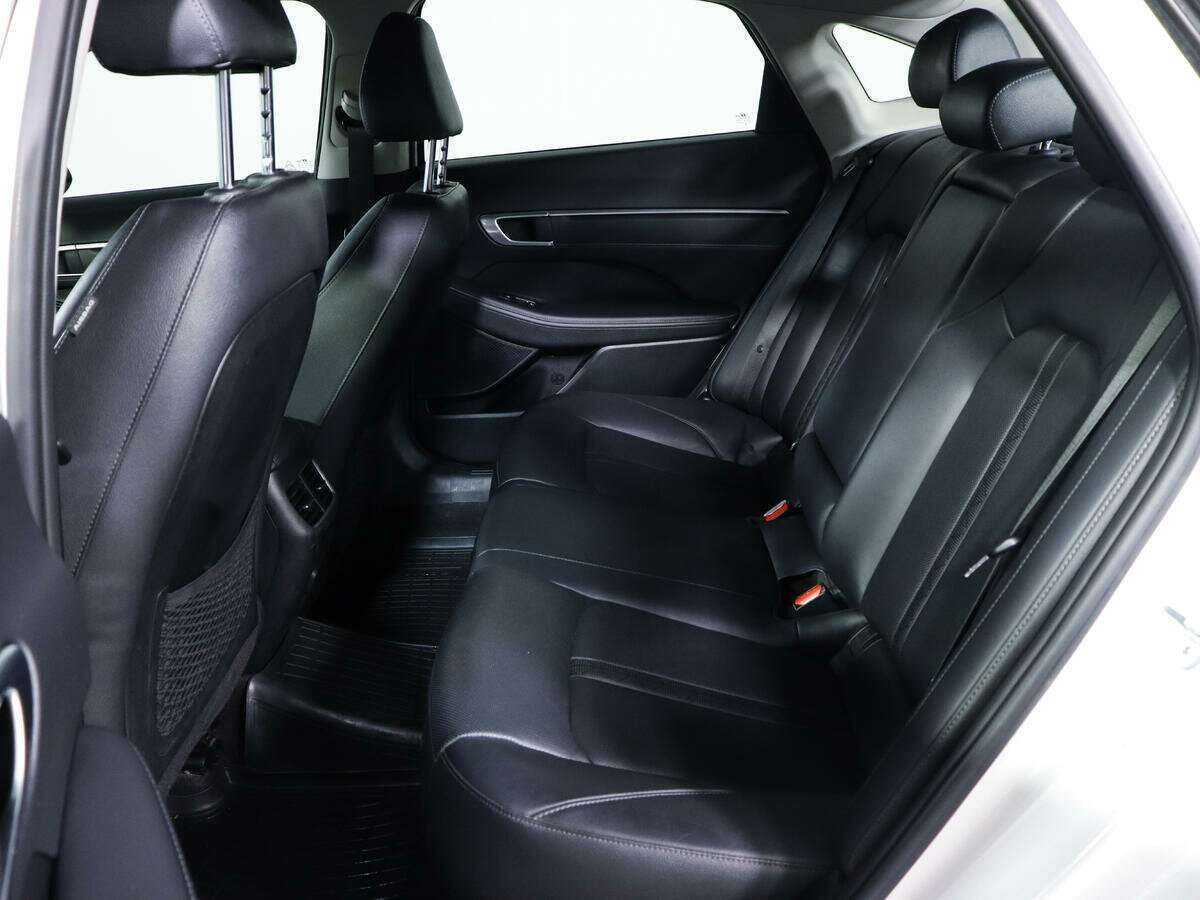 Hyundai Sonata 2020 года с пробегом. Фото: #9
