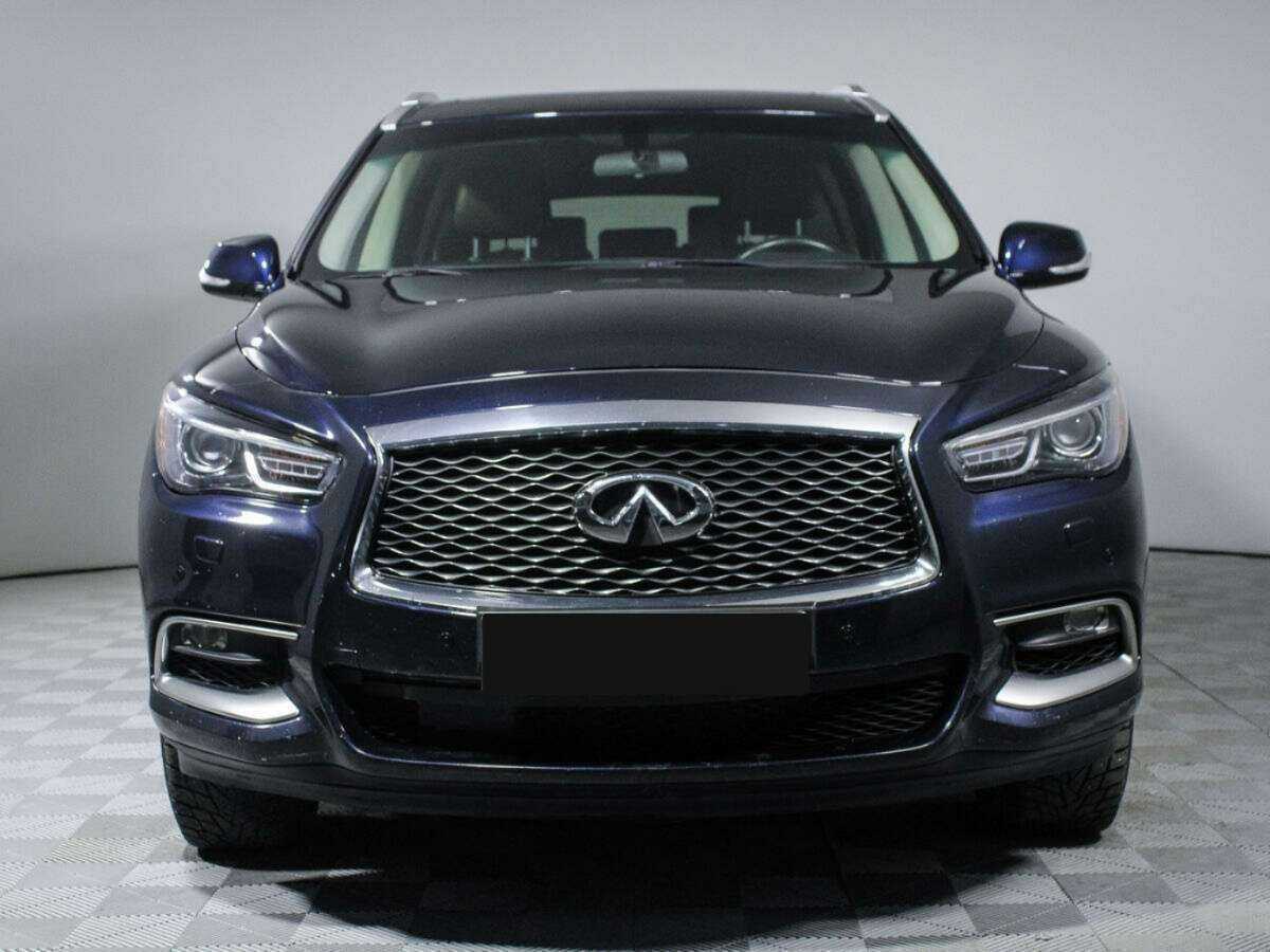 Infiniti QX60 2018 года с пробегом. Фото: #1