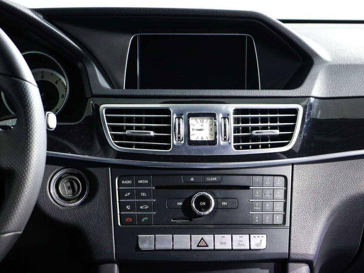 Mercedes-Benz E-Класс 2015 года с пробегом. Фото: #12