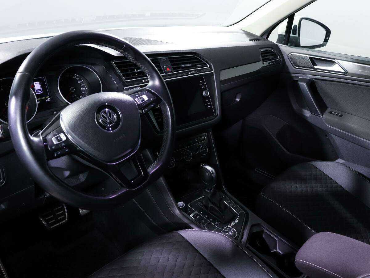 Volkswagen Tiguan 2018 года с пробегом. Фото: #12