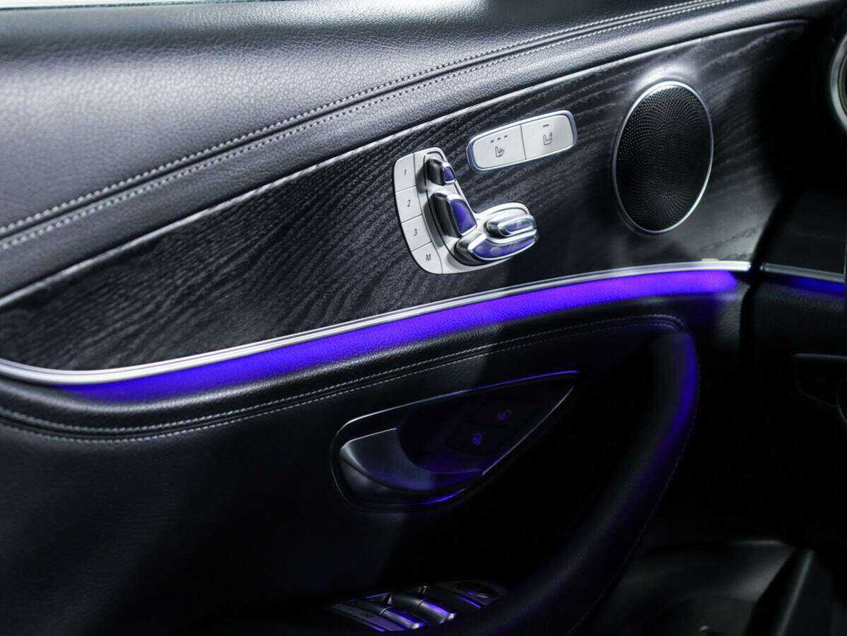 Mercedes-Benz E-Класс 2016 года с пробегом. Фото: #14