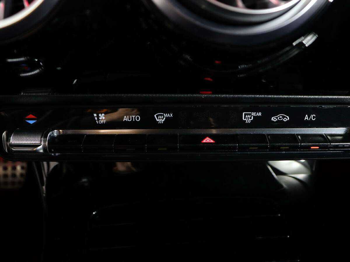 Mercedes-Benz CLA 2019 года с пробегом. Фото: #22