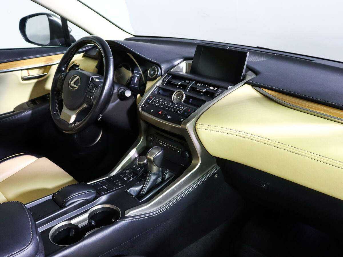 Lexus NX 2016 года с пробегом. Фото: #5