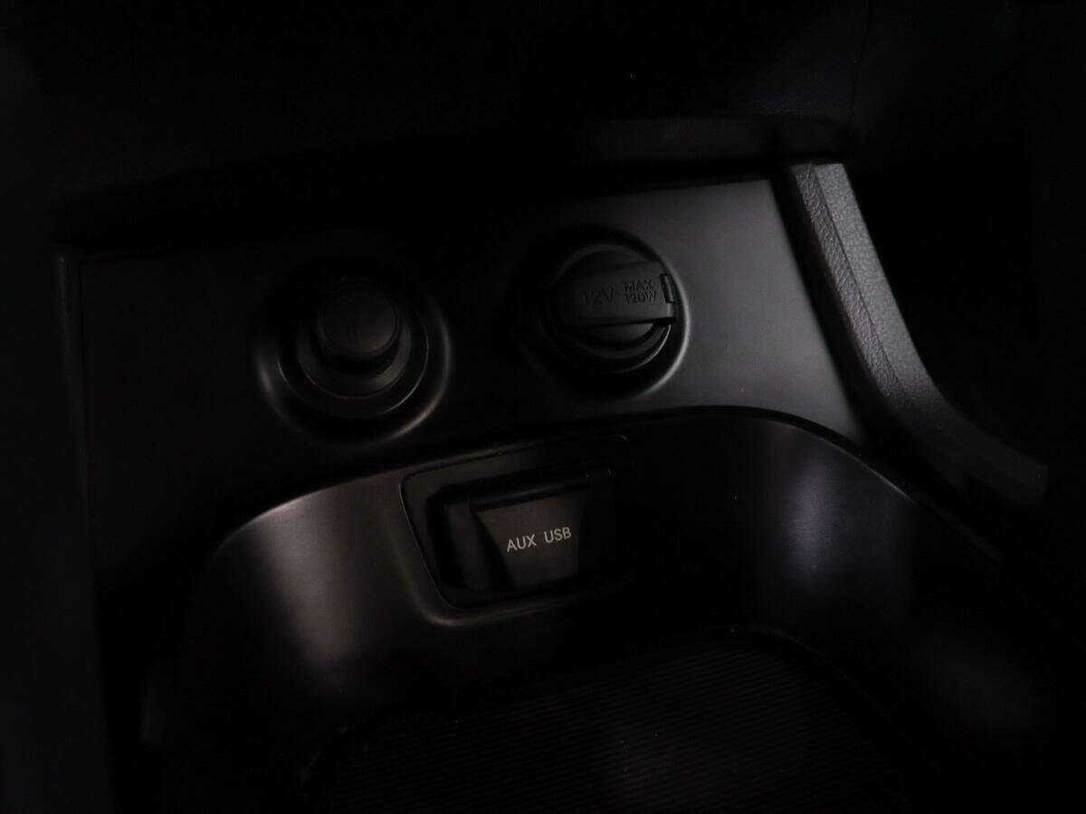 Hyundai Santa Fe 2013 года с пробегом. Фото: #18