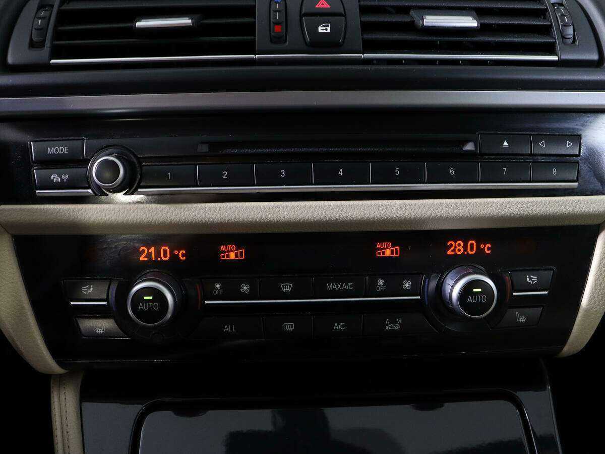 BMW 5 серии 2012 года с пробегом. Фото: #18