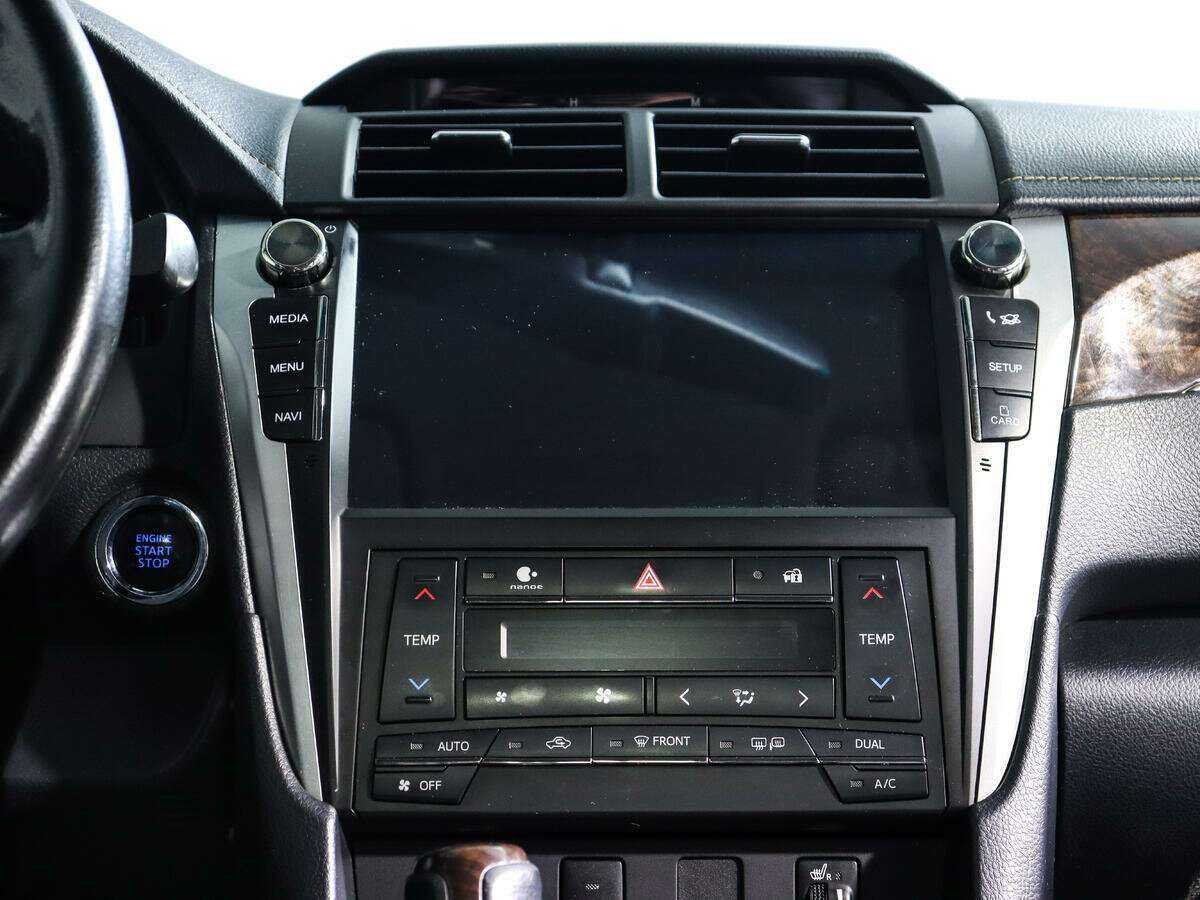 Toyota Camry 2017 года с пробегом. Фото: #12