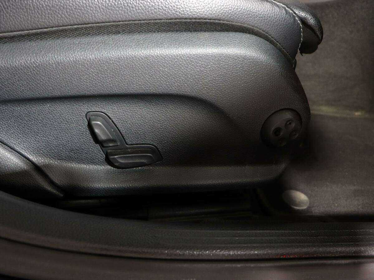 Mercedes-Benz C-Класс 2018 года с пробегом. Фото: #11