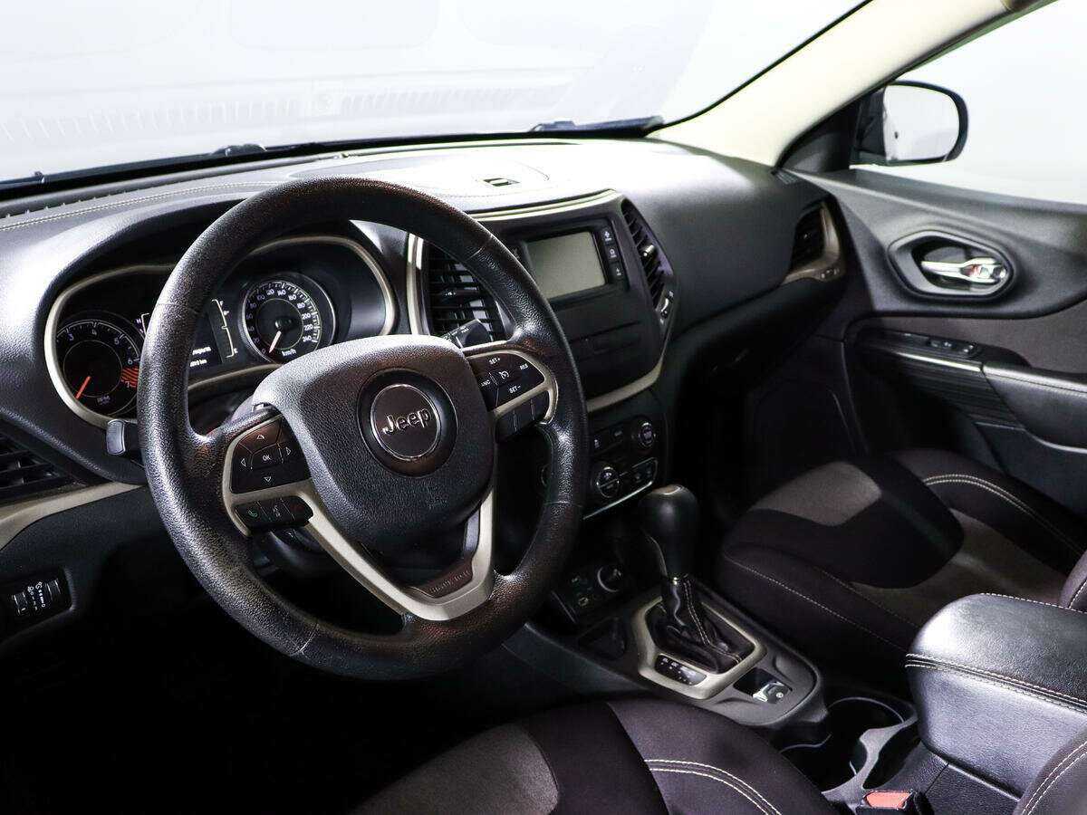Jeep Cherokee 2014 года с пробегом. Фото: #10