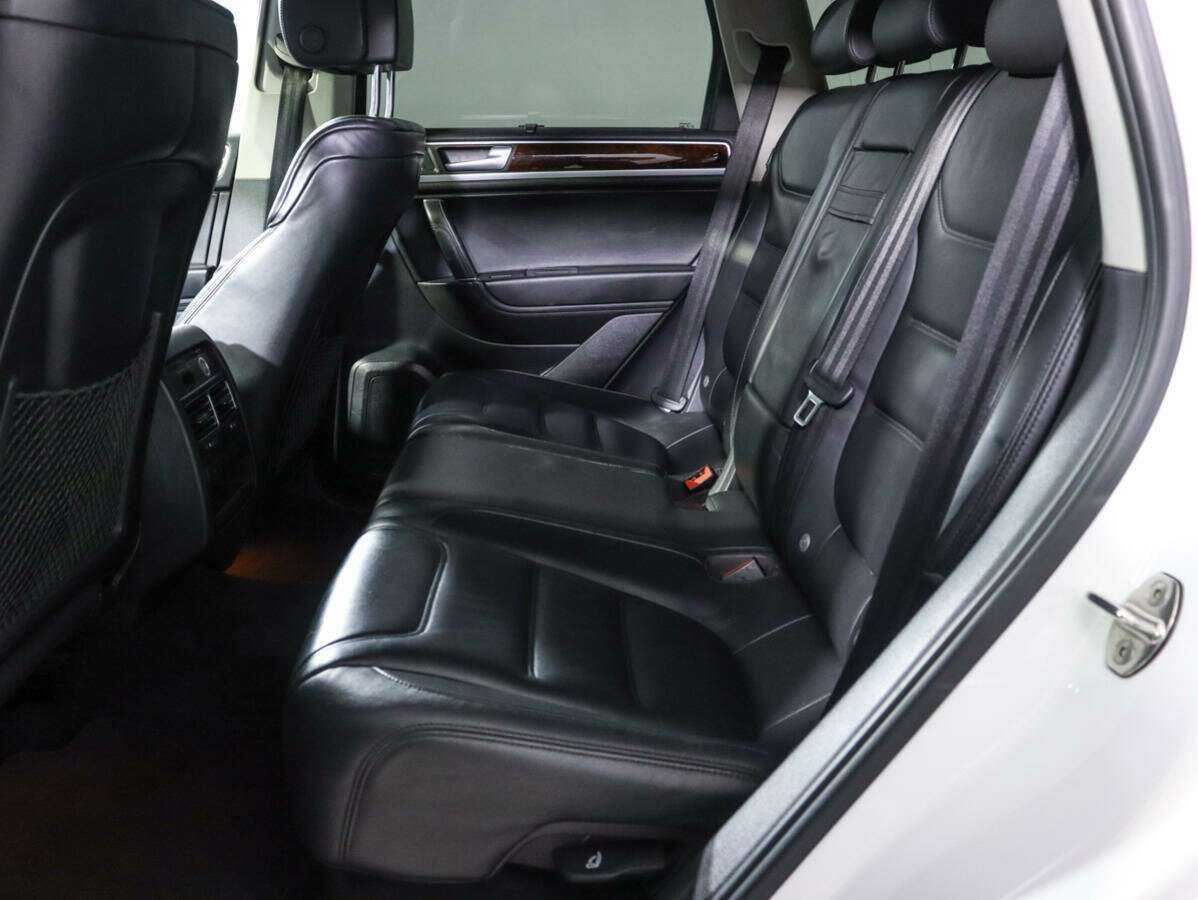 Volkswagen Touareg 2012 года с пробегом. Фото: #4