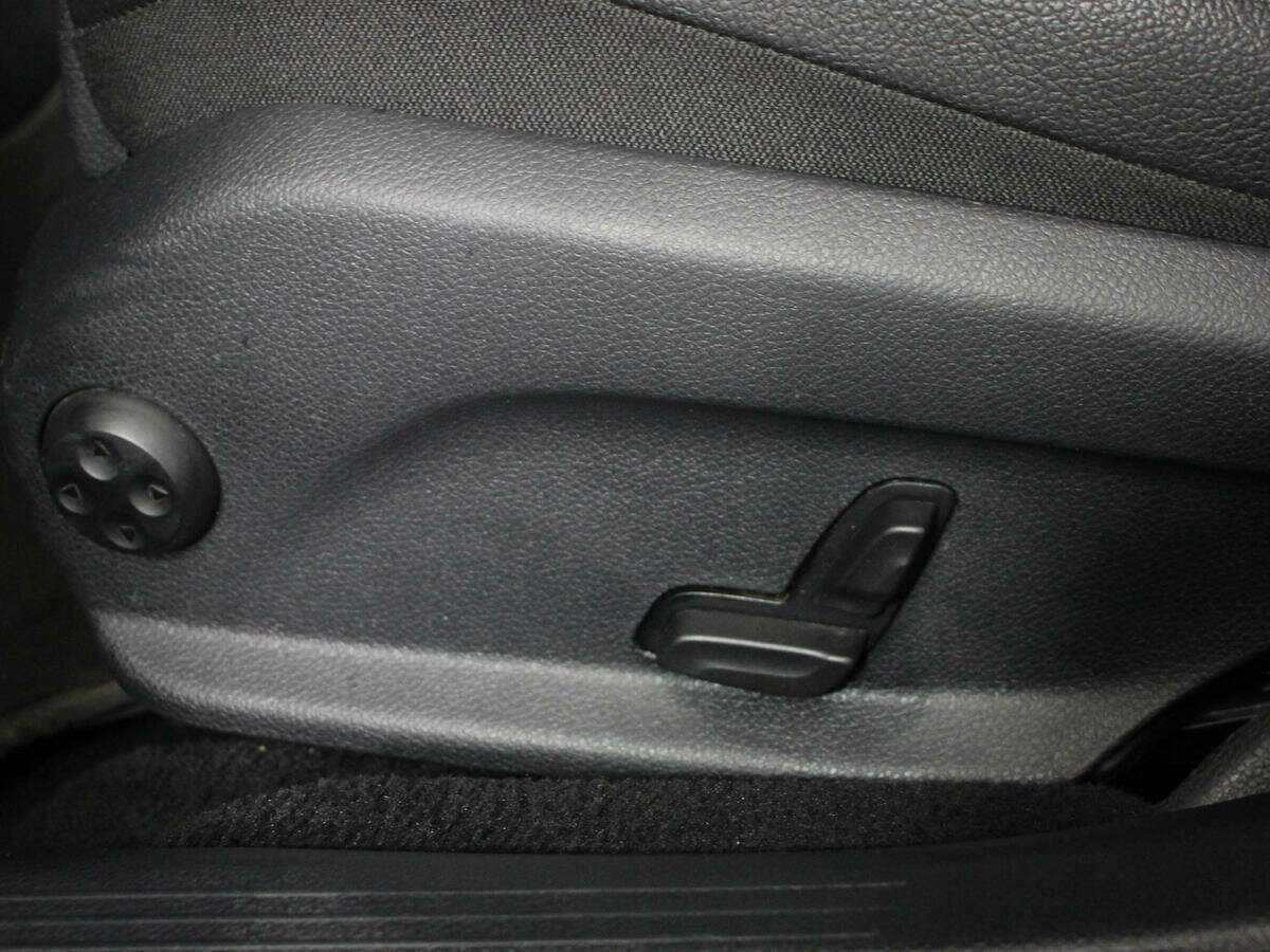 Mercedes-Benz E-Класс 2020 года с пробегом. Фото: #17