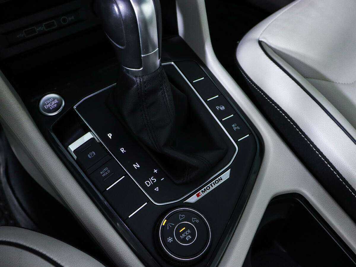 Volkswagen Tiguan 2018 года с пробегом. Фото: #18