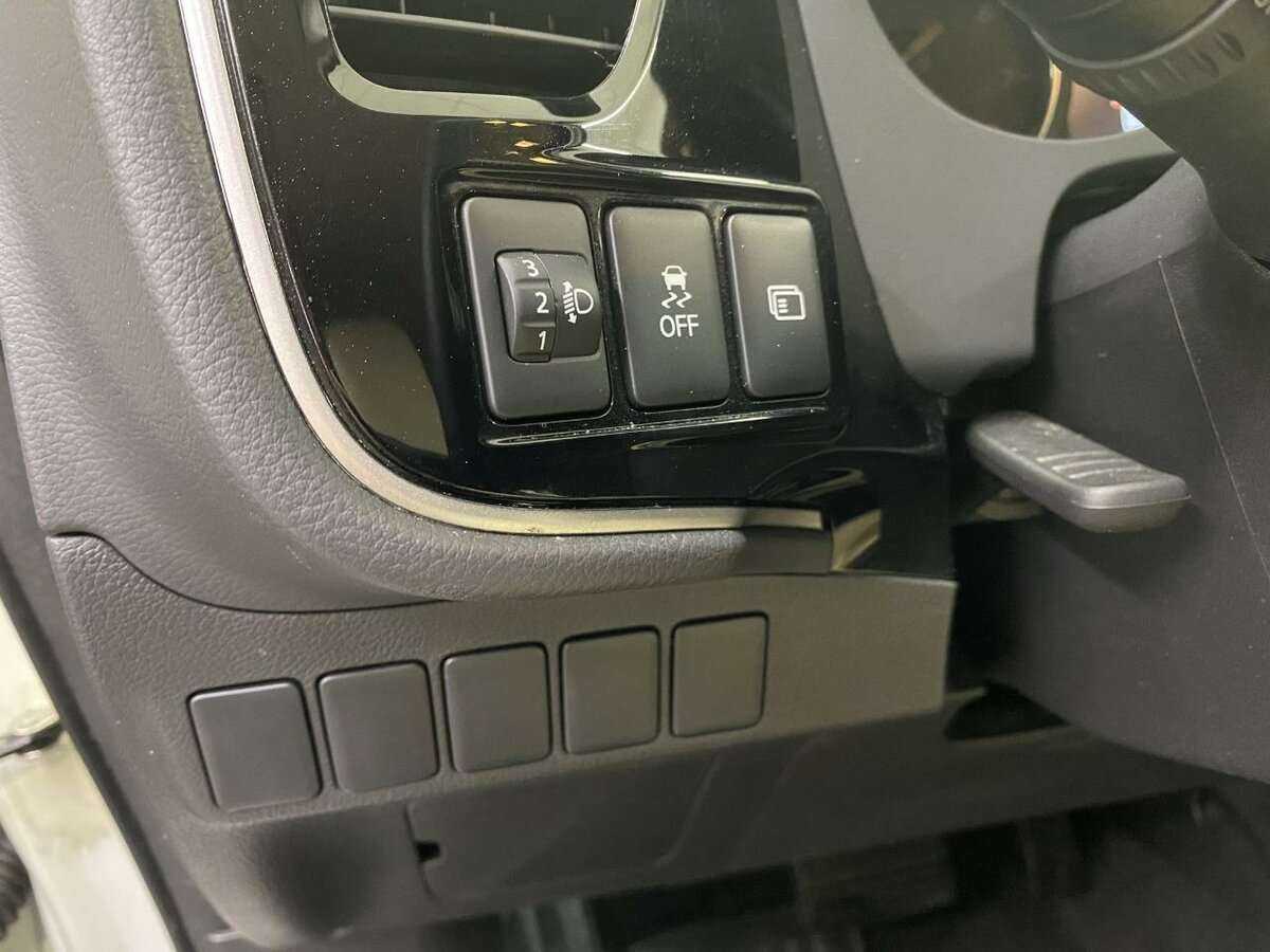 Mitsubishi Outlander 2021 года с пробегом. Фото: #8
